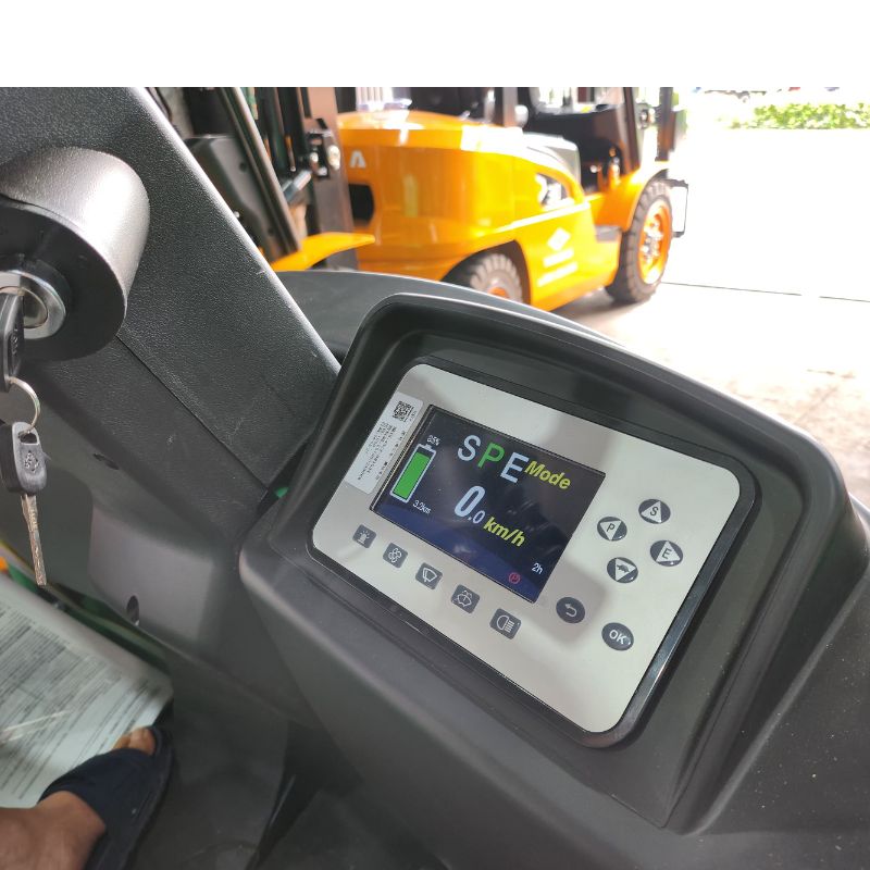 xe kéo 6 tấn