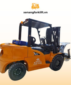 xe nâng dầu 4.5 tấn