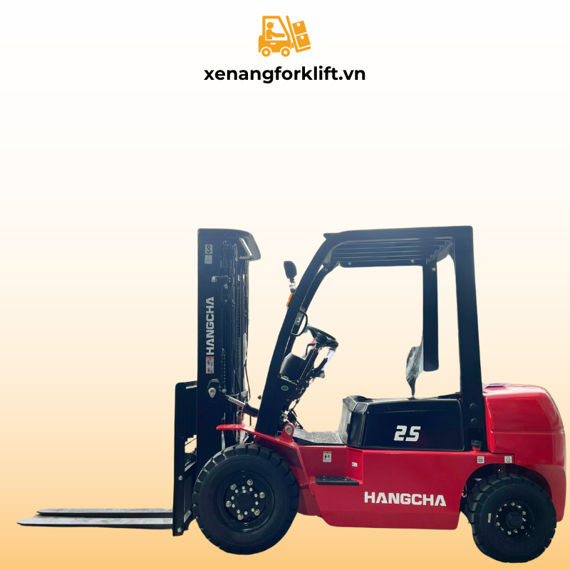 xe nâng dầu 2.5 tấn