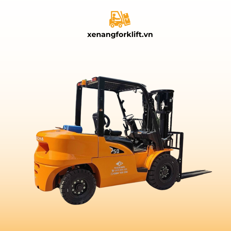 xe nâng dầu 5 tấn