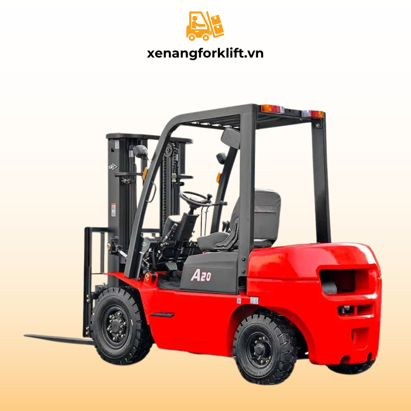 xe nâng dầu 2 tấn