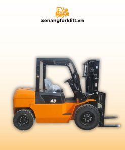 xe nâng dầu 4 tấn