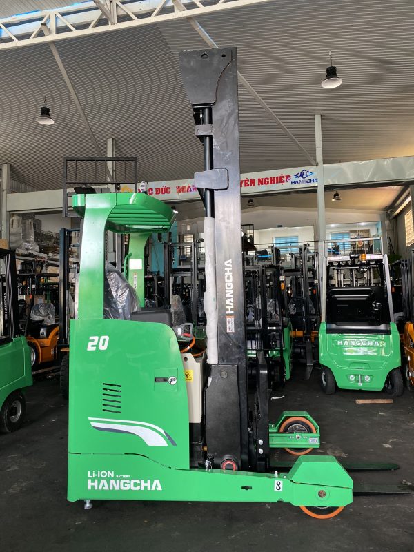 Xe nâng điện ngồi lái Reach Truck 2 tấn Pin Lithium