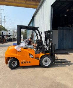 xe nâng điện lithium 3 tấn XA III