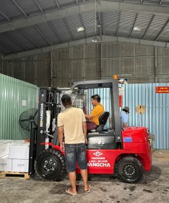 Xe nâng dầu 2.5 tấn hangcha